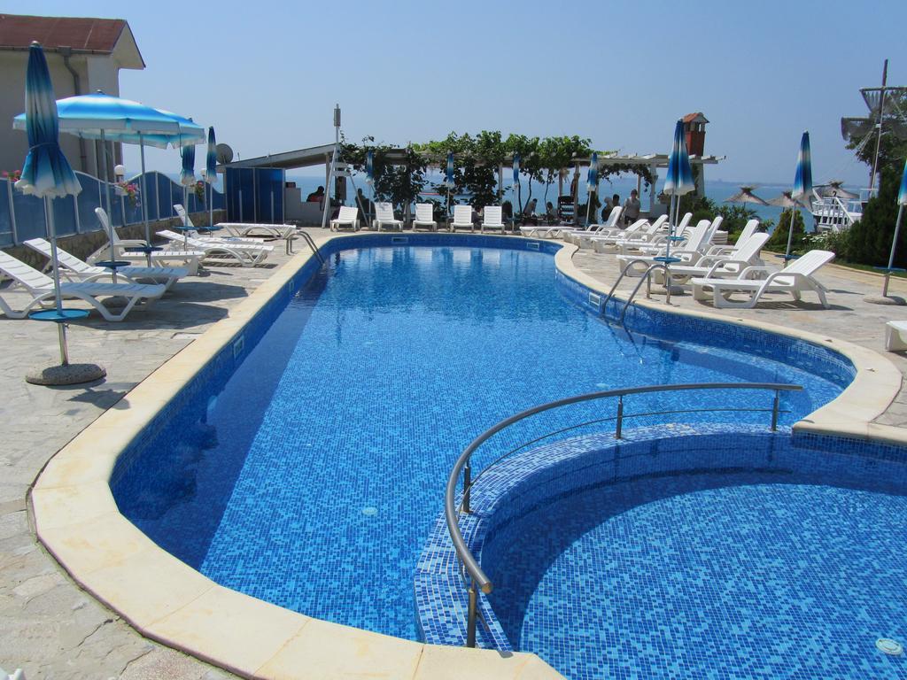 Nushev Hotel Sweti Wlas Exterior foto