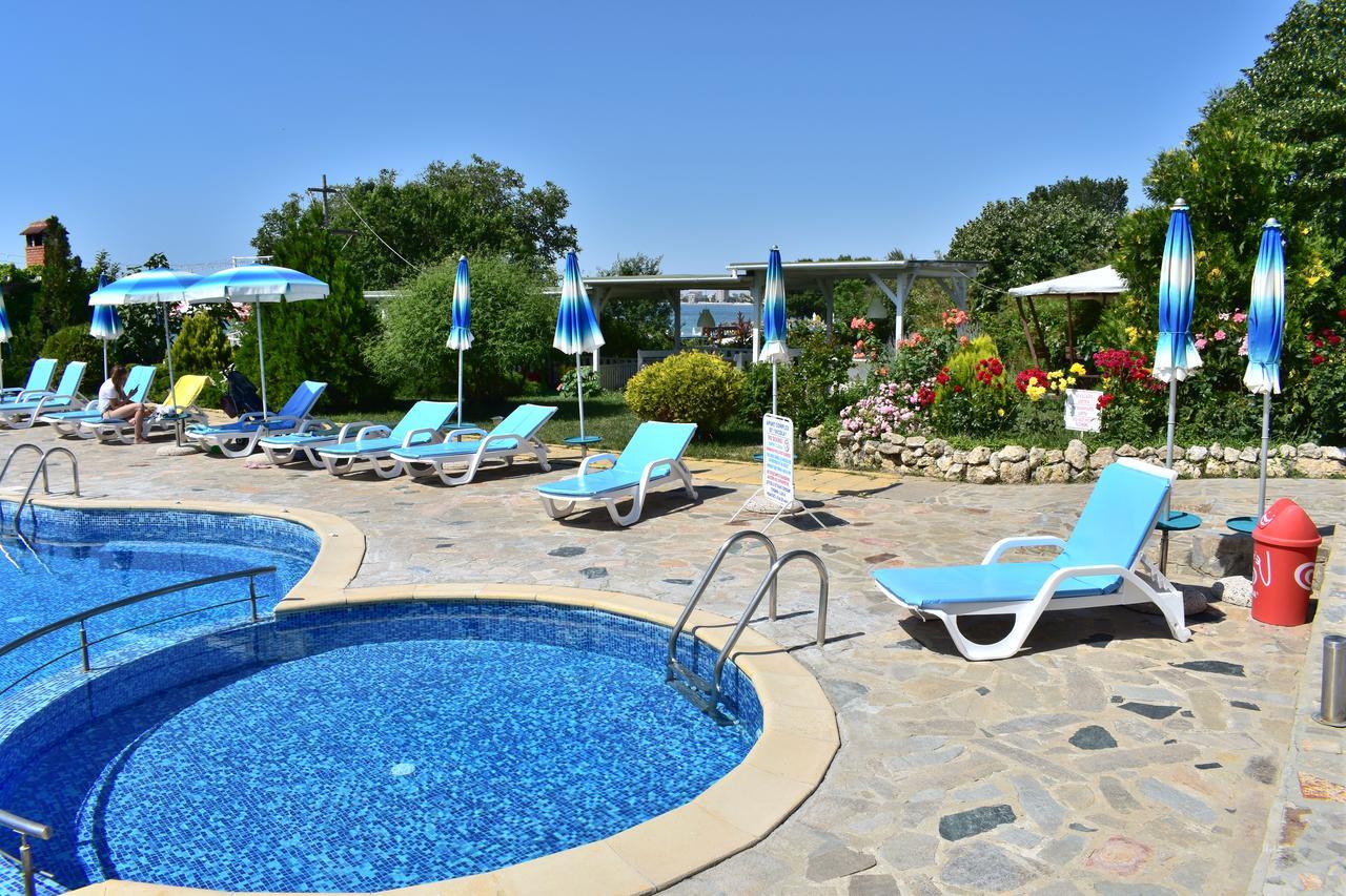 Nushev Hotel Sweti Wlas Exterior foto